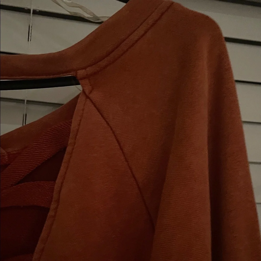 POL Rust Orange Lace-Up Back sweatshirt - Picture 4 of 15